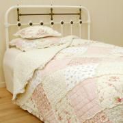 Clayre & Eef Tagesdecke Plaid Quilt Rosen Patchwork 180x260