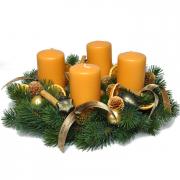 Adventskranz aus Kunsttanne mit Zapfen und Kugeln orange - braun