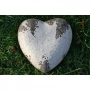 Gartendekoration Herz Terrakotta creme Antik - Optik 18cm