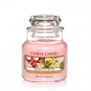 Yankee Candle Fresh Cut Roses Housewarmer 104g