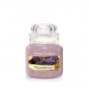 Yankee Candle Dried Lavender & Oak Housewarmer 104g