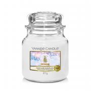 Yankee Candle Snow Globe Wonderland Housewarmer 411g