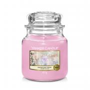 Yankee Candle Snowflake Kisses Housewarmer 411g Yankee Candle Snowflake Kisses Housewarmer 411g